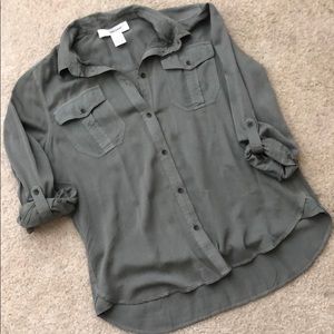 khaki shirt